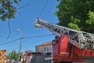 pompierii sunt in alerta anexa unei locuinte din murfatlar a luat foc 684ea71a2ee0a
