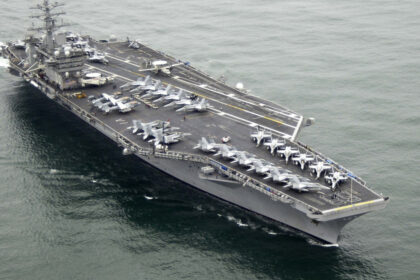 portavionul american uss nimitz si a schimbat brusc traseul si a parasit marea chinei de sud care este motivul 684fd1300801c