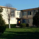 rasturnare de situatie scoala gimnaziala nr 22 ic bratianu pierde procesul pentru personalitatea juridica la mijloc suspendarea hotararii clc 685af031e9bde