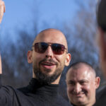 reactia ministerului culturii dupa ce andrew tate a fost filmat la o petrecere in curtea muzeului brukenthal din sibiu 6848000f4df51