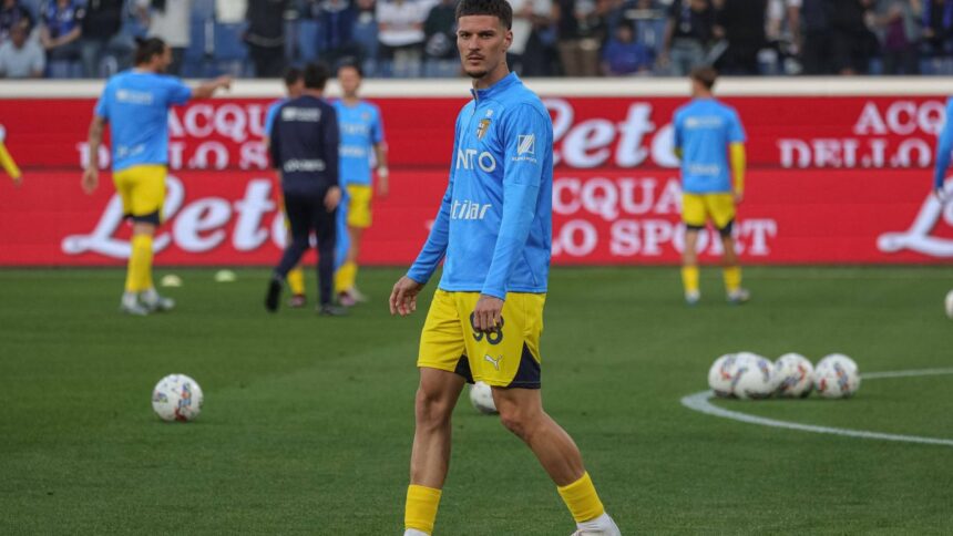 reactia virulenta a italienilor dupa ce au auzit de ideea lui pederzoli de a l transfera pe dennis man la rapid 685a4432d8c10