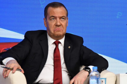 reactii din rusia dupa atacul sua asupra iranului medvedev prin acest tip de succes trump nu va castiga premiul nobel pentru pace 6857e50f003f4