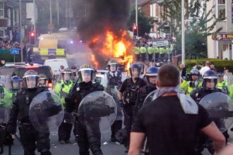 romanii din irlanda de nord in pericol ambasada cere masuri ferme dupa atacuri violente 684af74b6c58e