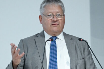 seful serviciului secret german rusia si ar putea trimite omuletii verzi intr o tara nato ucraina nu e decat o etapa 6847f8196550e
