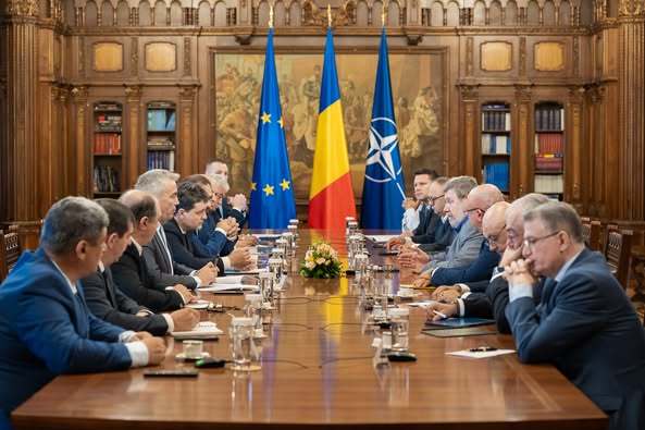 sindicatele propun masuri pentru reducerea deficitului audit real al institutiilor publice nu taieri arbitrare de personal imbunatatirea colectarii fiscale tratament fiscal echitabil pentru 684fde9738691