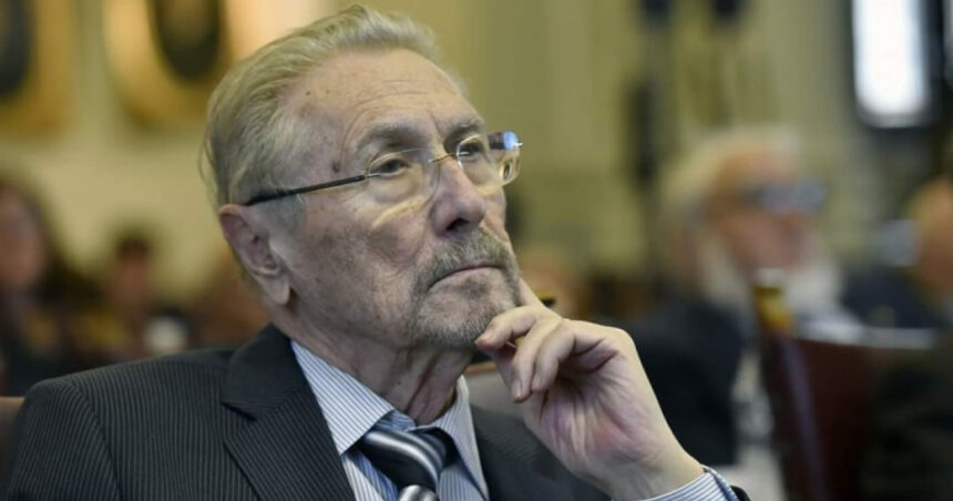 statul si a folosit forta pentru a lichida orice opozitie democratica in 13 15 iunie 1990 spune fostul presedinte emil constantinescu 6851d1746d142
