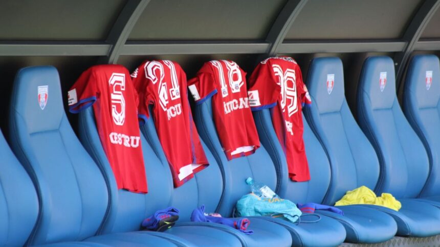 steaua a adus deja patru jucatori dar s a despartit de mai multi titulari 685f052249feb