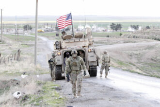 sua pregatesc o evacuare partiala a ambasadei lor din irak pe fondul riscurilor de securitate regionala reuters 6849ee2347b80