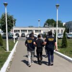 talharie in plina zi in zona garii constanta victima si un politist au imobilizat hotul care a folosit metoda cureaua 6855e465cf3a5