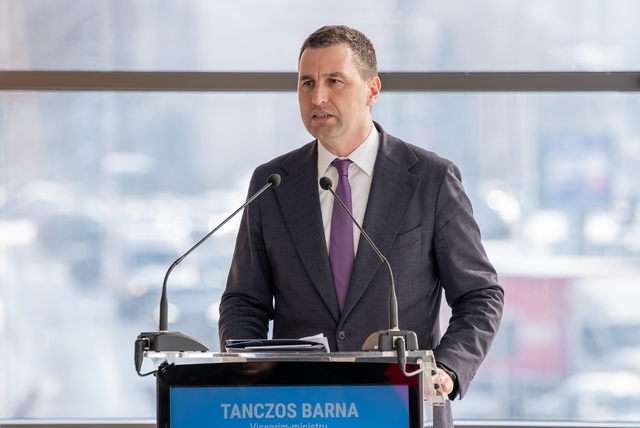tanczos barna despre masura ca pensionarii care au pensii foarte mari sa plateasca cota de contributii pentru sanatate poate sa fie pe lista de masuri posibile se poate gasi o formula legala care 683daa4643e6e