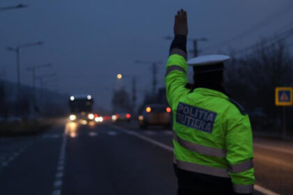 trafic complet blocat pe dn 1 intre sibiu si brasov in urma unui accident cu mai multe vehicule implicate 6845fdfc15045