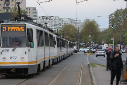 tramvai deraiat pe bulevardul theodor pallady din bucuresti circulatia liniilor 19 27 si 49 este blocata 6841633613f24