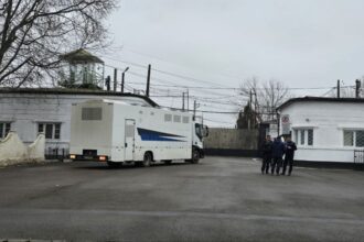 trei barbati condamnati pentru tentativa de omor identificati si incarcerati de politistii din castelu 685e9d6f6f172