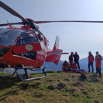 turista de 63 de ani evacuata cu elicopterul smurd din muntii fagaras 684dc15e7ac16