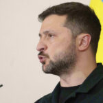 ucraina a primit cel putin 20 de soldati rusi morti zelenski ne au aruncat cadavrele asta e atitudinea lor fata de razboi 6857096254e32