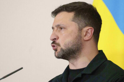 ucraina a primit cel putin 20 de soldati rusi morti zelenski ne au aruncat cadavrele asta e atitudinea lor fata de razboi 6857096254e32