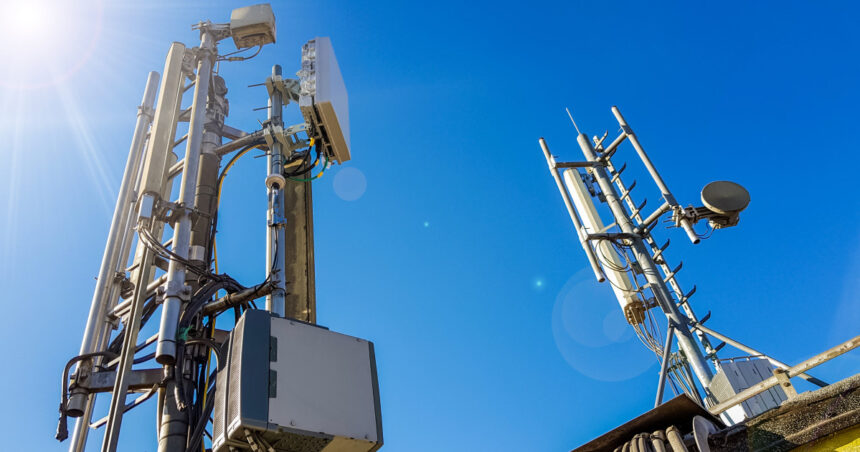 ucraina nevoita sa evalueze restrictionarea serviciilor de telefonie mobila din cauza dronelor rusesti care se contecteaza la retea 68488acebbe9f