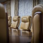 ultima ora bugetele companiilor de stat nu vor fi avizate daca nu reduc numarul sefilor si nu plafoneaza indemnizatiile acestora 685ea32b48739