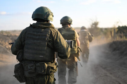 un inalt oficial rus a dezvaluit din greseala ca moscova se confrunta cu pierderi masive de trupe in ucraina ce estimari a facut el 68540b456374a