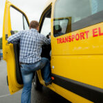 un primar din iasi ameninta sa lase elevii fara microbuz scolar si hartie igienica pentru ca nu au avut rezultate bune la invatatura 6842fe5c9a604