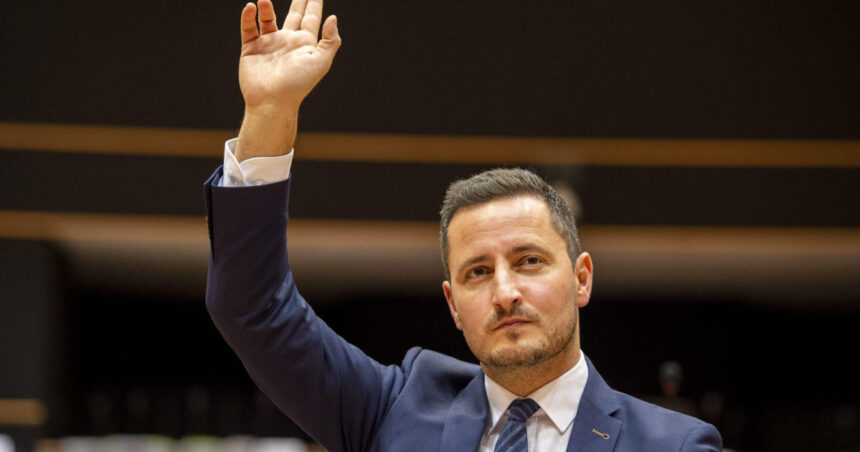 vicepresedintele parlamentului european nicu stefanuta conduce delegatia pe la budapest pride dragostea nu poate fi interzisa 685e94a5eeeab