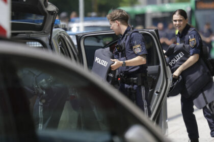 video cine este autorul atacului armat din austria suspectul renuntase la studii si detinea legal doua arme 684868c6ae8ba