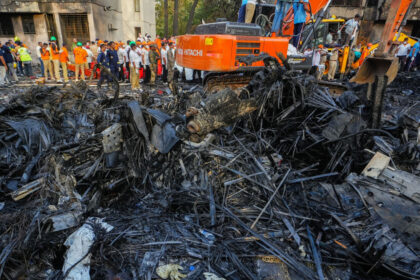 video experti britanici si americani participa la ancheta tragediei aviatice din india reuniune cobra de urgenta nationala in marea britanie 684b38ac6df58