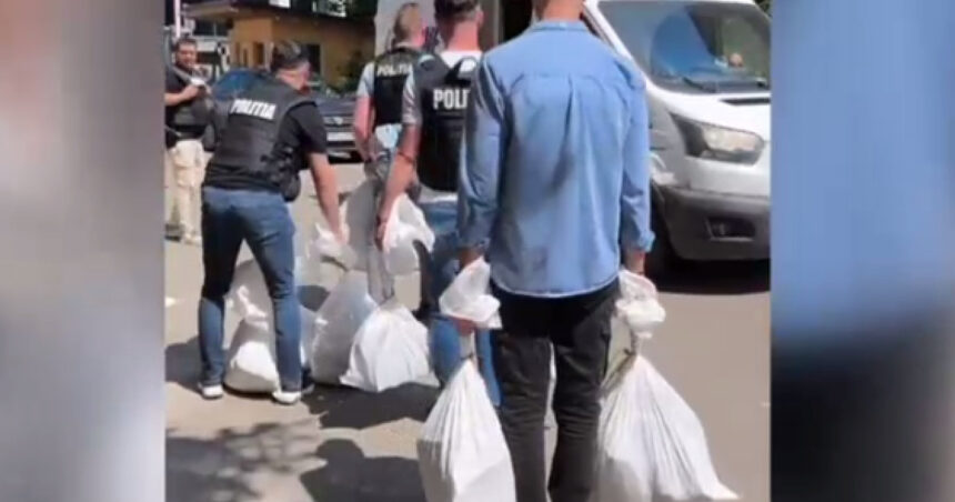 video motivul pentru care a fost usor furtul celor 10 milioane de lei de la posta din timisoara si ce suspiciuni exista in prezent 683d2411b029b