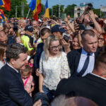 video nicusor dan baie de multime la chisinau presedintele a fost votat de peste 80 dintre basarabenii cu cetatenie romana 684871bcccefc