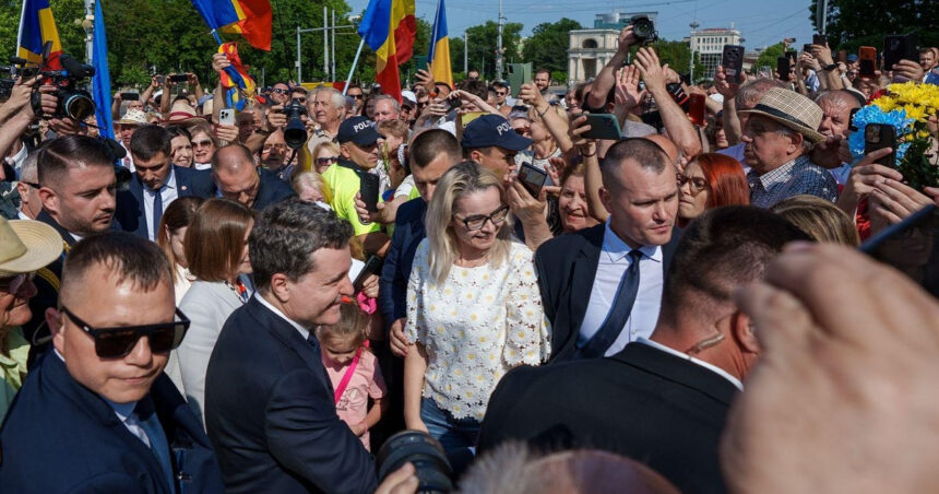 video nicusor dan baie de multime la chisinau presedintele a fost votat de peste 80 dintre basarabenii cu cetatenie romana 684871bcccefc