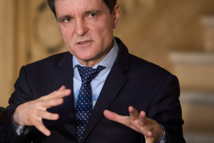video nicusor dan discuta astazi cu oficialii comisiei europene despre deficitul excesiv si pnrr 683eb05d525f0