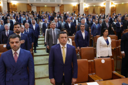 video sorin grindeanu la investirea noului guvern imi doresc sa traversam toti desertul fara sa lasam pe nimeni in urma 68596d29d36fd