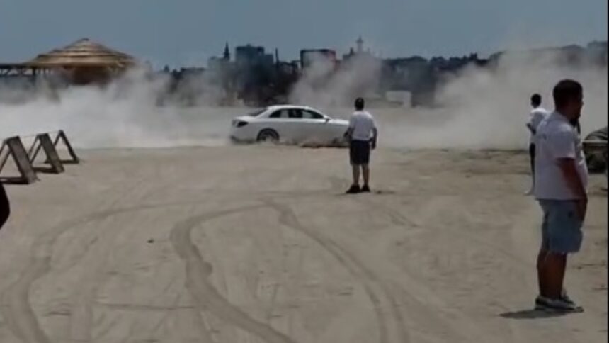 video un sofer a fost amendat cu 11 405 lei dupa ce a facut drifturi pe plaja 684d3cb83dc8f