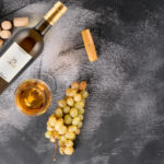 vinul zilei un vin alb italian premiat la mundus vini si decanter cotat cu 99 de puncte luca maroni dezvaluie note de miere piersica si citrice savuros alaturi de peste fructe de mare carne alb 685a44455e633