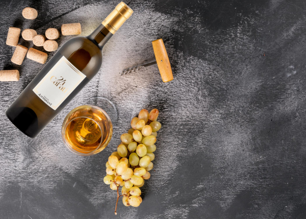 vinul zilei un vin alb italian premiat la mundus vini si decanter cotat cu 99 de puncte luca maroni dezvaluie note de miere piersica si citrice savuros alaturi de peste fructe de mare carne alb 685a44455e633