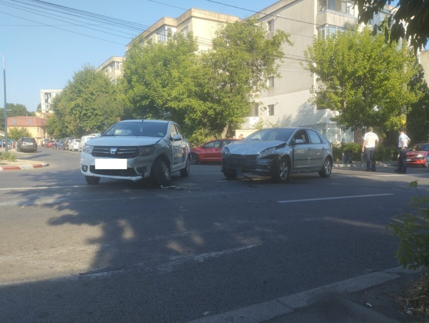 accident aproape de gara constanta doua masini implicate 686beb74afcc5
