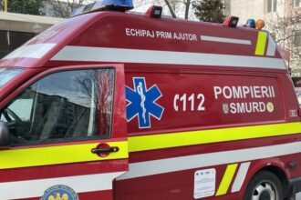 accident intre un microbuz si un autoturism pe bulevardul i c bratianu in fata sediului politiei rutiere 6868128835fda