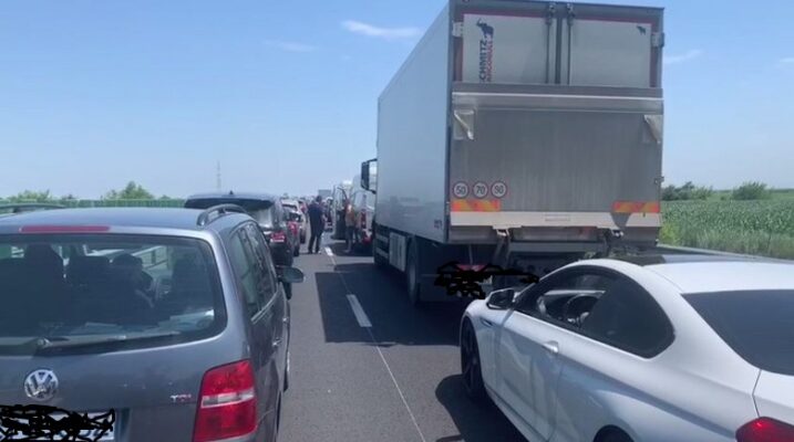 accident pe autostrada soarelui in zona municipiului medgidia in care au fost implicate 3 autoturisme 687e24d7050e0