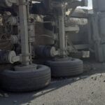 accident rutier la iesirea din slobozia un tir s a rasturnat in afara partii carosabile 6888ebdd4295b