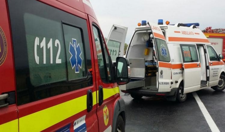 accident rutier pe a2 intre medgidia si constanta 10 persoane implicate 688708a2075b6