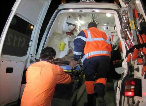 ambulanta implicata intr un accident rutier in municipiul constanta 687caa67e4bd6