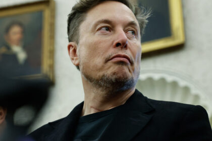 analiza elon s a trezit in sfarsit cum se lupta musk sa salveze tesla de donald trump efectele legii mari si frumoase a presedintelui 6868af4086f8a