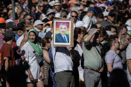 analiza viktor orban si lupta pentru sufletul ungariei norii negri de pe cerul premierului maghiar prevestiti de curcubeul budapest pride 6875d4fcaa5ee