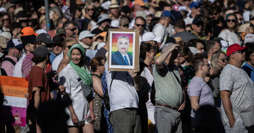 analiza viktor orban si lupta pentru sufletul ungariei norii negri de pe cerul premierului maghiar prevestiti de curcubeul budapest pride 6875d4fcaa5ee