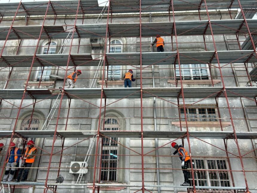 aproape 7 milioane de lei pentru reabilitarea casei casatoriilor lucrarile sunt realizate in proportie de 21 6889484ed02b3
