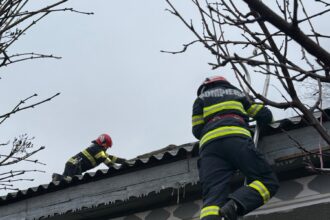 arde o casa in mihai viteazu iata unde intervin pompierii 68677a5b3ec98