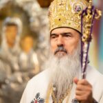 arhiepiscopul tomisului procesiune pe strazile constantei cu moastele sfantului mare mucenic si tamaduitor pantelimon 6883d4bb06ca1