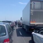 atentie soferi aglomeratie pe ambele sensuri de mers ale autostrazilor a2 si a4 6874e1a69f49b