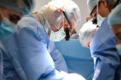 avea frisoane si dureri de spate cu ce boala severa a inimii a fost diagnosticat un barbat 6887321b88256