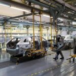 avtovaz cel mai mare producator auto din rusia ia in calcul sa reduca saptamana de lucru la patru zile pe fondul scaderii vanzarilor si al concurentei chineze 688129bc3ce4b